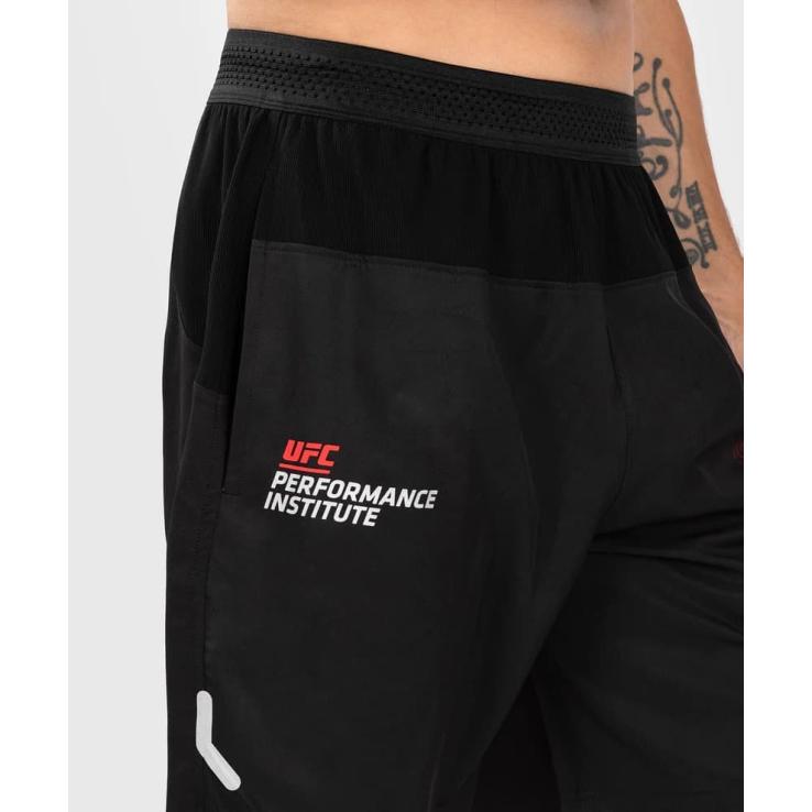 Pantalones cortos de alto rendimiento para hombre UFC X Venum Performance Institute2.0 - negro / rojo