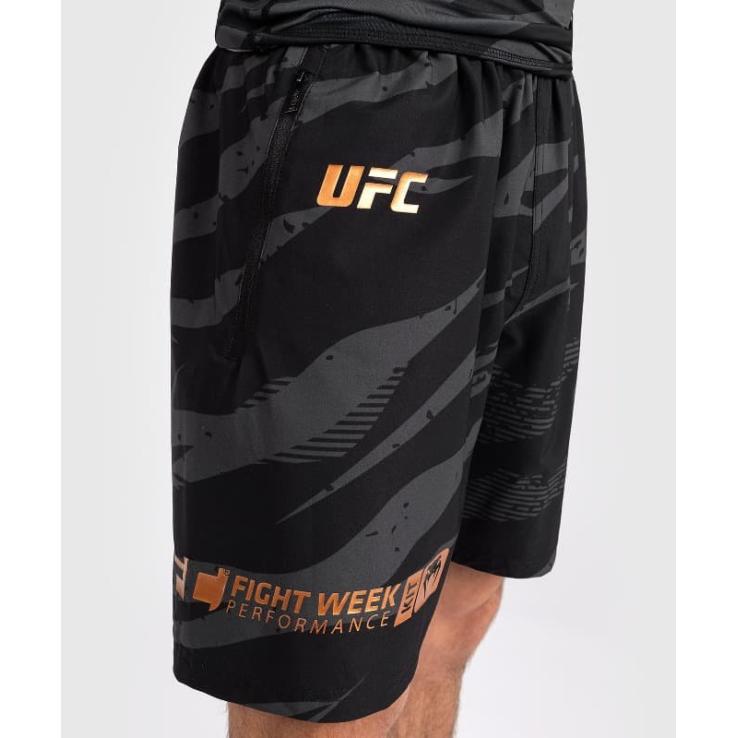 Pantalones cortos de entrenamiento UFC By Adrenaline - urban camo